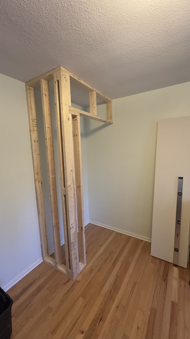 Exterior landing framing during reconstruction